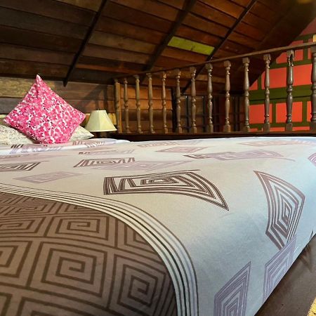 Tamarind Guesthouse Ayutthaya Eksteriør billede