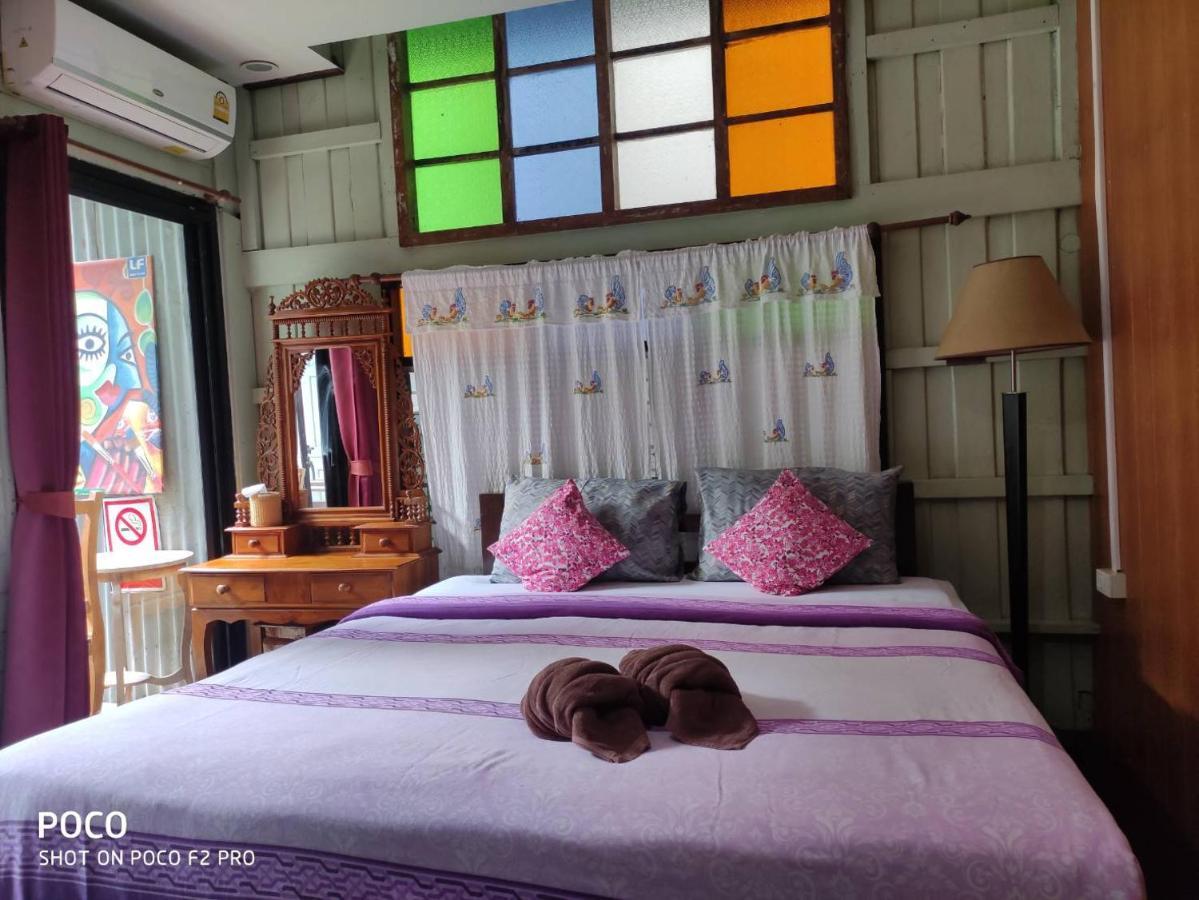 Tamarind Guesthouse Ayutthaya Eksteriør billede
