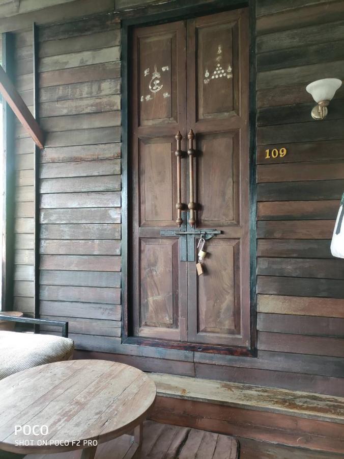 Tamarind Guesthouse Ayutthaya Eksteriør billede