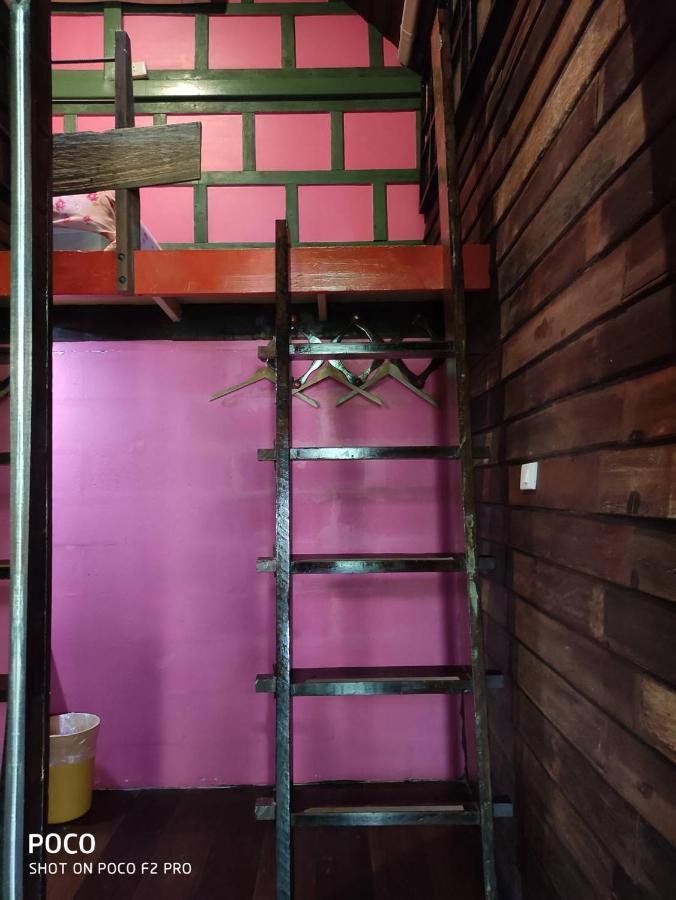 Tamarind Guesthouse Ayutthaya Eksteriør billede